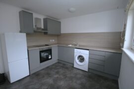 Cockenzie Street, Spacious 2 Bed Unfurnished Apartment, Greenfield – Available 11/05/2026